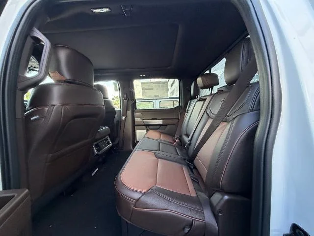 New 2027 Oxford White Ford F-250® King Ranch® image 32