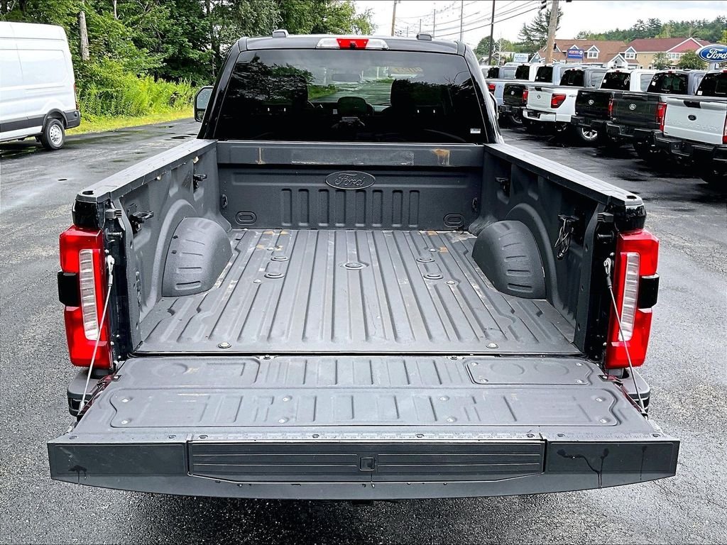 Used 2023 Black Ford XLT image 31