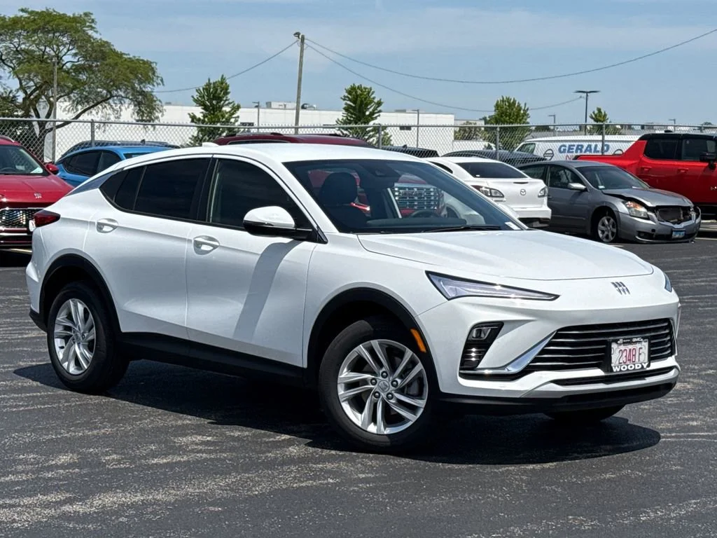 New 2026 Summit White Buick Preferred image 2