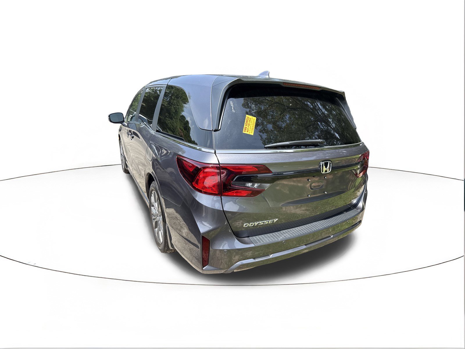 Used 2025 Solar Silver Metallic Honda Touring image 3