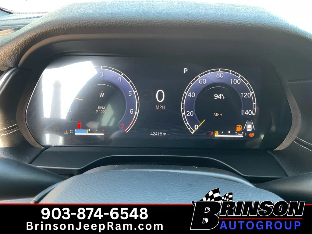 Used 2024 Diamond Black Crystal Pearlcoat Jeep Altitude image 31