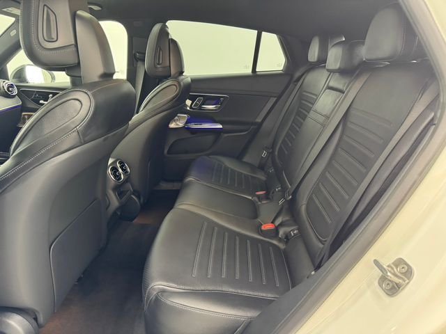 New 2026 Polar White Mercedes-Benz GLC 300 image 21