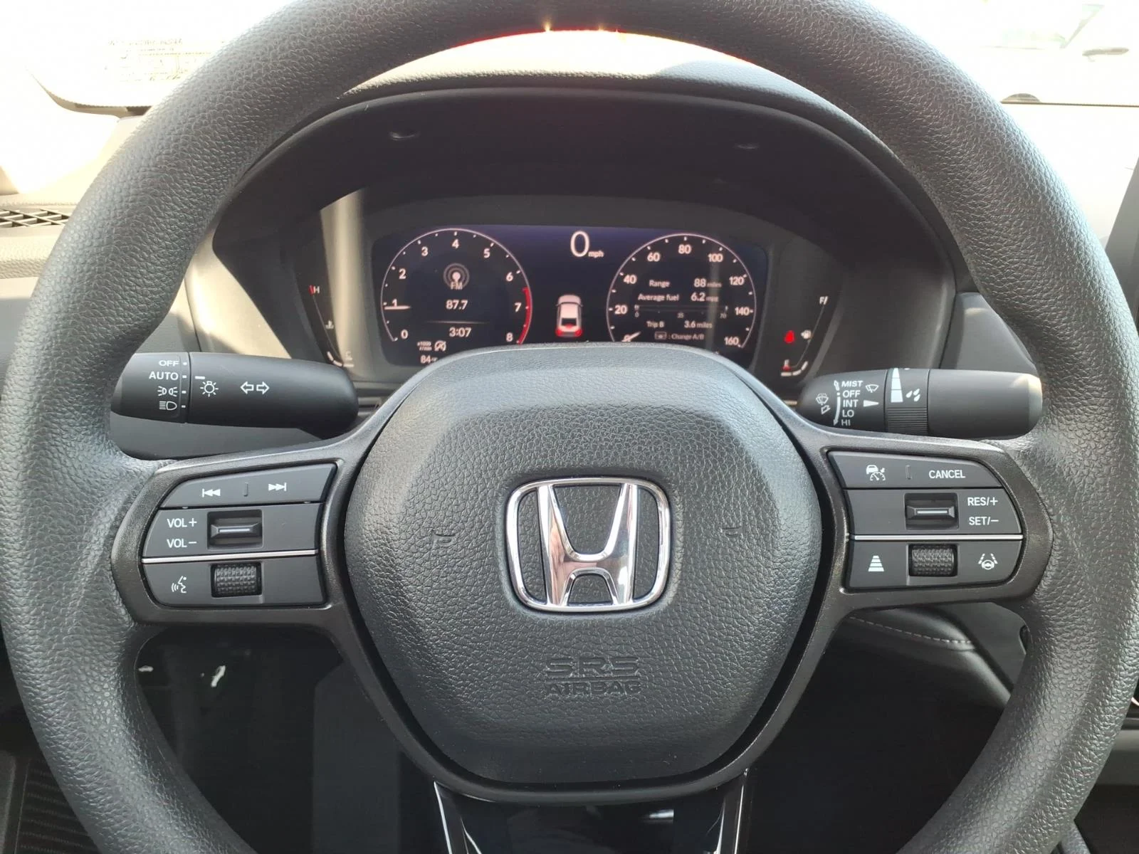 New 2026 Meteorite Gray Metallic Honda LX image 15