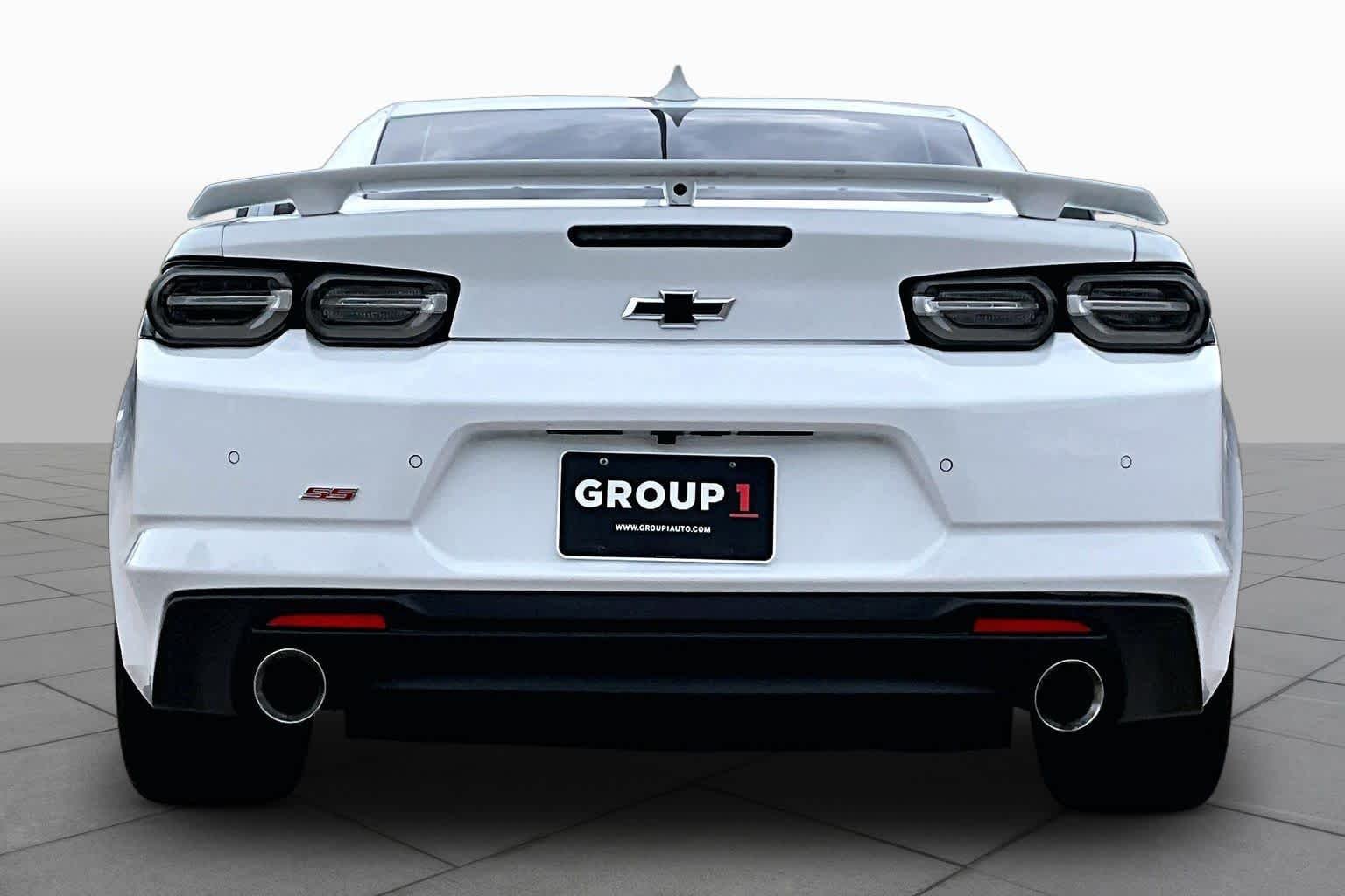 Used 2019 Summit White Chevrolet 2SS image 5