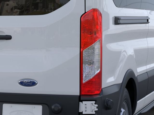 New 2025 Oxford White Ford Passenger Van XL image 21