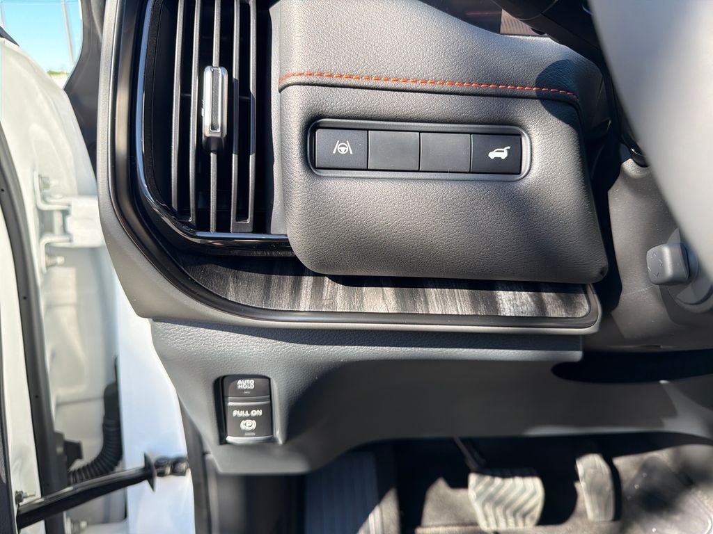 New 2026 Nissan Armada PRO-4X 4D Sport Utility