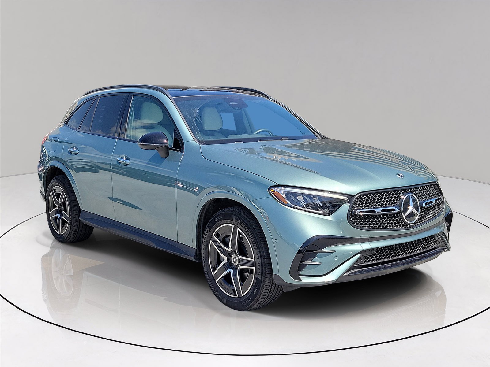 Certified Used 2026 Verde Silver Metallic Mercedes-Benz GLC 300 image 1
