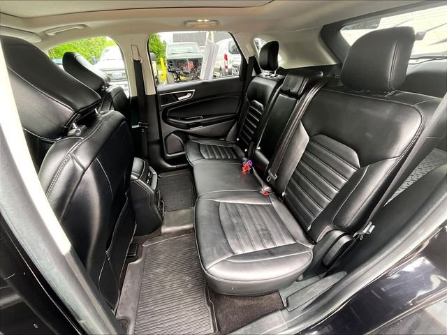 Used 2020 Black Ford SEL image 22