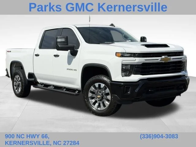 Used 2025 White Chevrolet Custom image 1