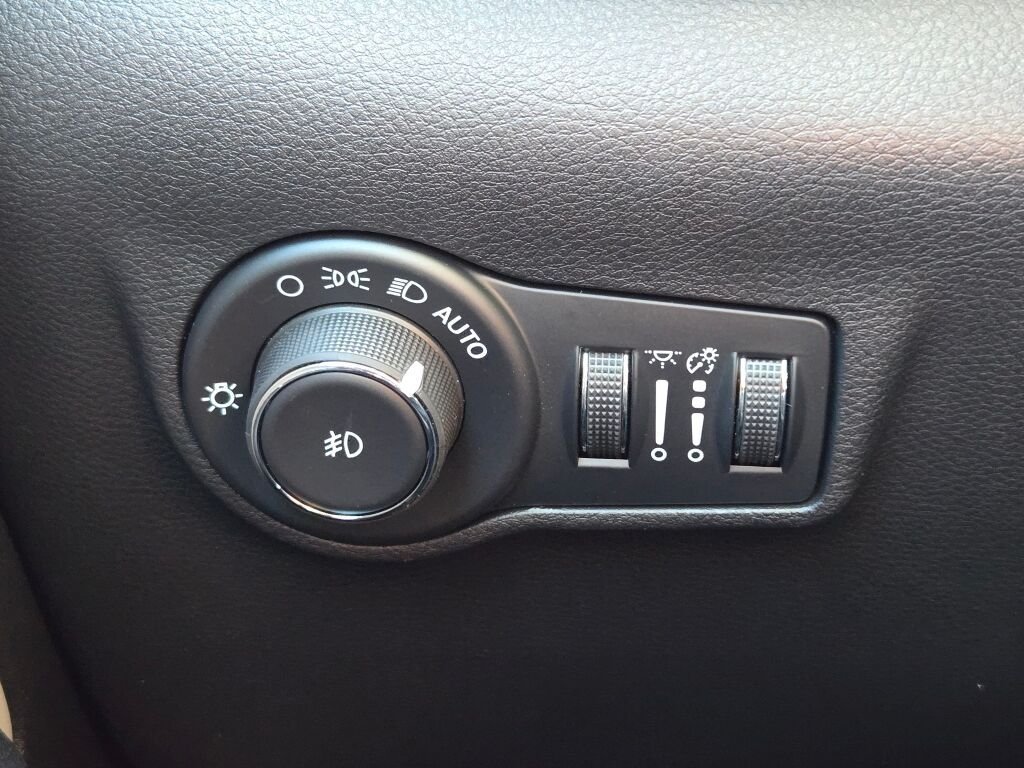 2026 Jeep Compass Limited - Photo 25