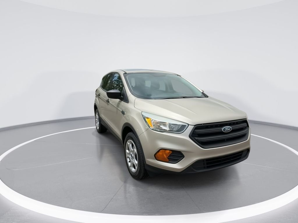 Used 2017 Gold Ford S image 3