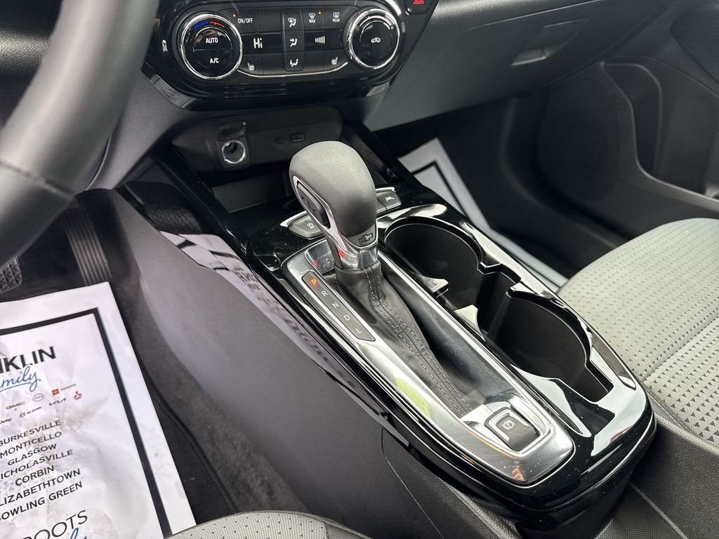 2025 Chevrolet Trax LT - Photo 20