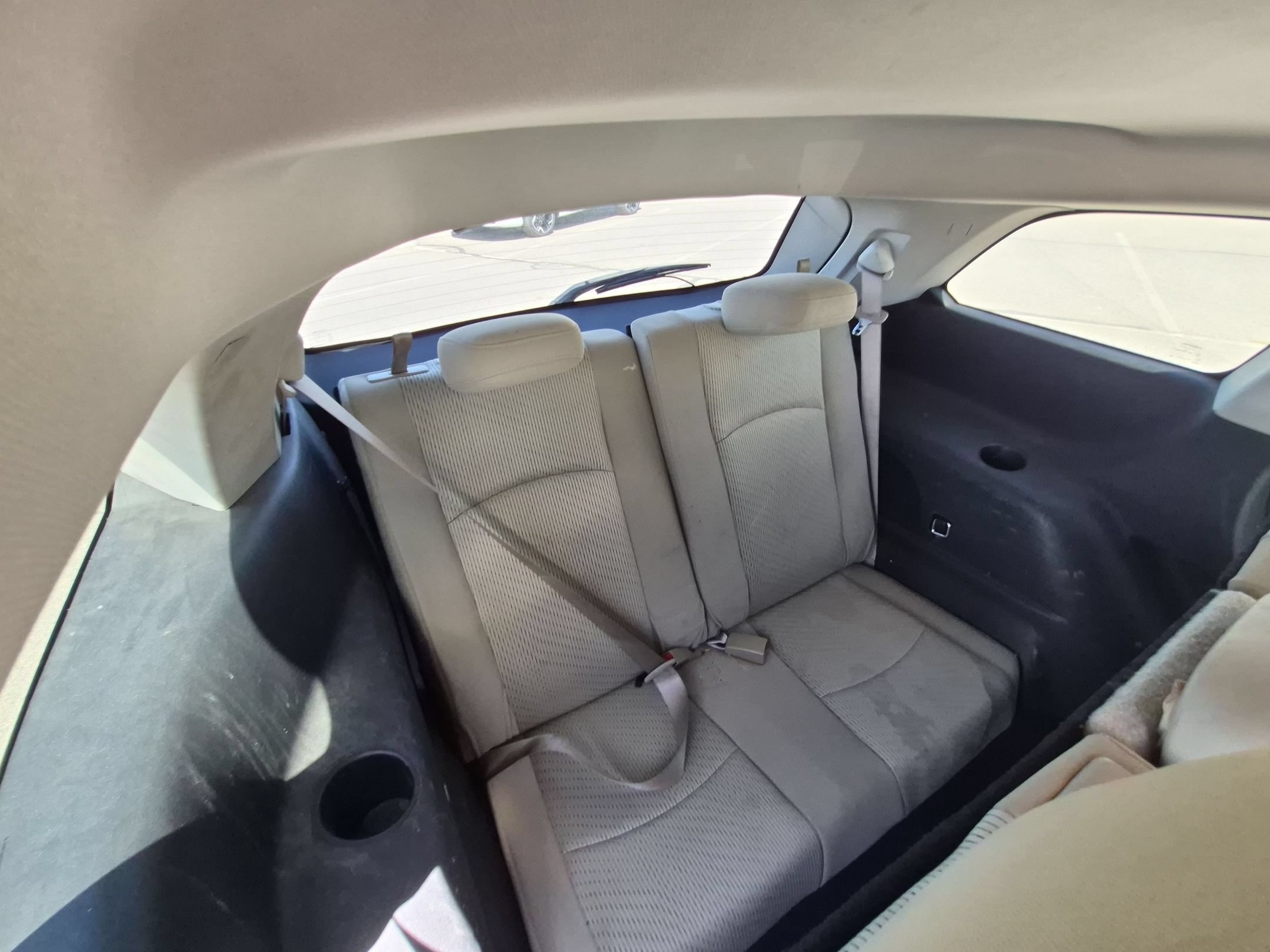 Used 2018 Granite Pearlcoat Dodge SE image 31