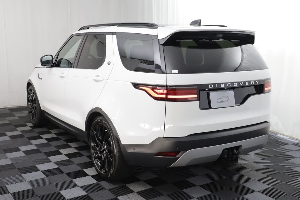 Used 2025 White Land Rover S image 16