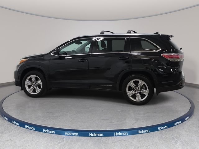 Used 2016 Black Toyota Limited Platinum V6 image 9