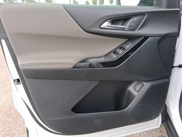 2027 Chevrolet Equinox LT - Photo 13