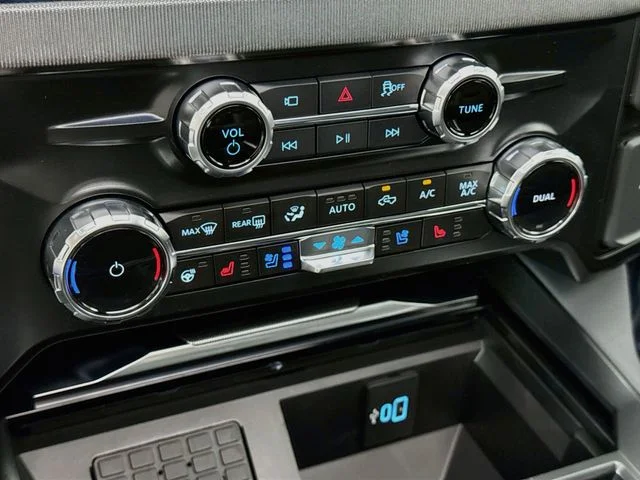 New 2026 Agate Black Metallic Ford F-350® Platinum® image 16