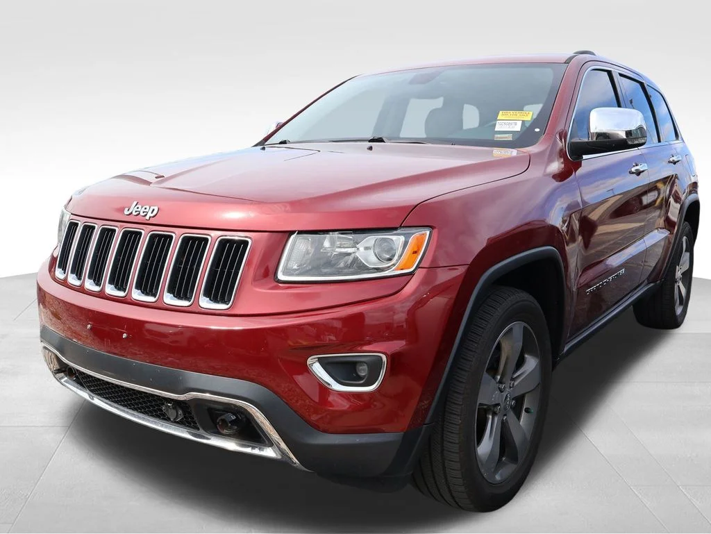 Used 2015 Deep Cherry Red Crystal Pearlcoat Jeep Limited image 6