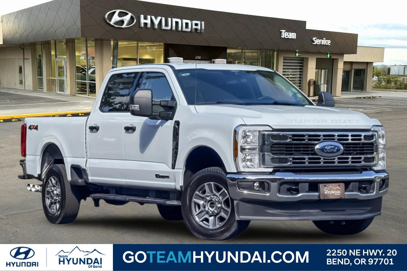 2025 Ford F-250 XLT 4x4 Crew Cab 8' Box's photo