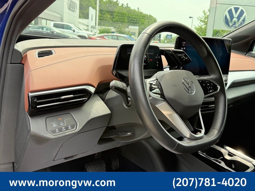 Used 2022 Blue Volkswagen Pro S image 25