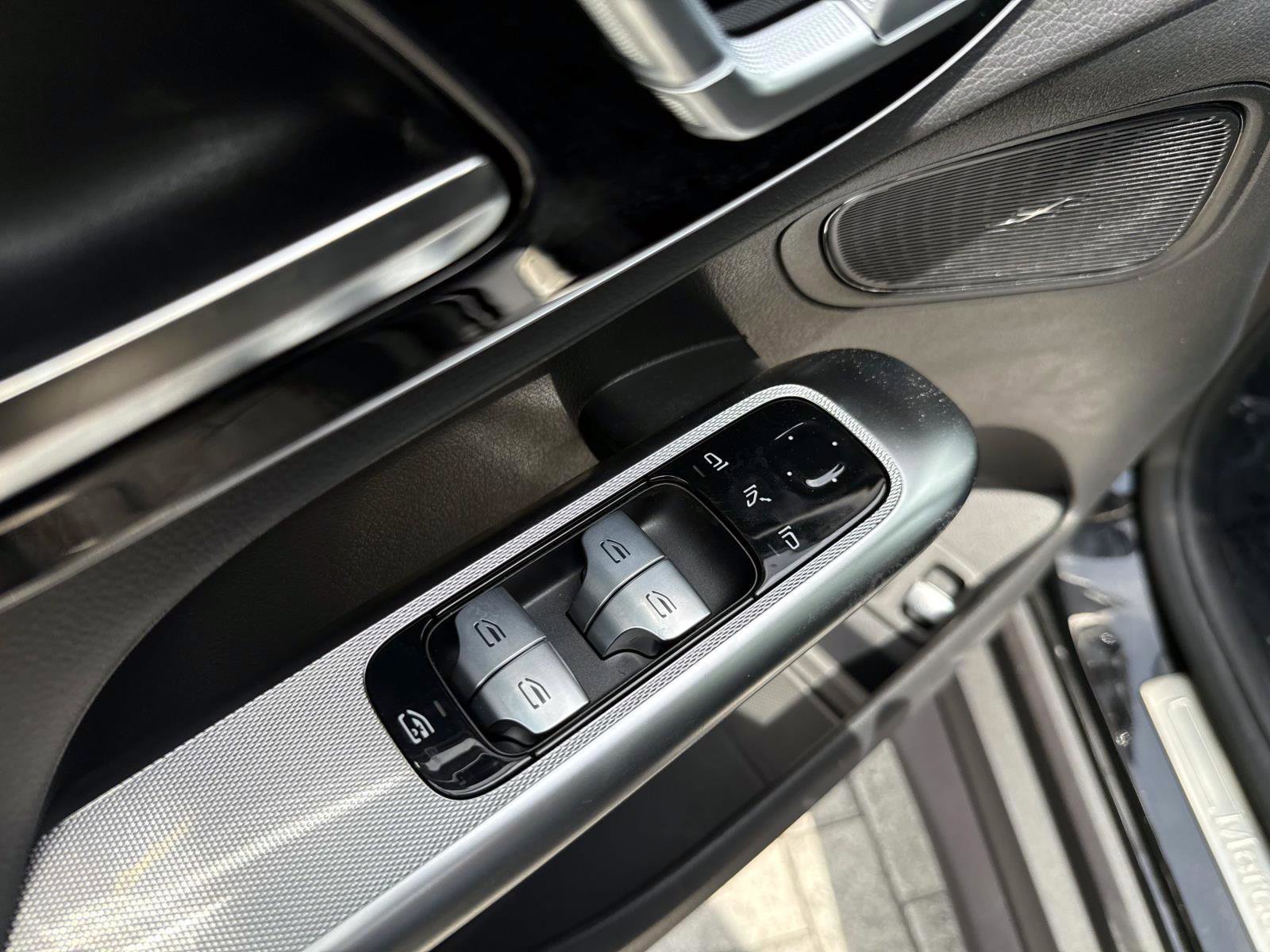 New 2026 Black Mercedes-Benz 350e 4MATIC® SUV image 19