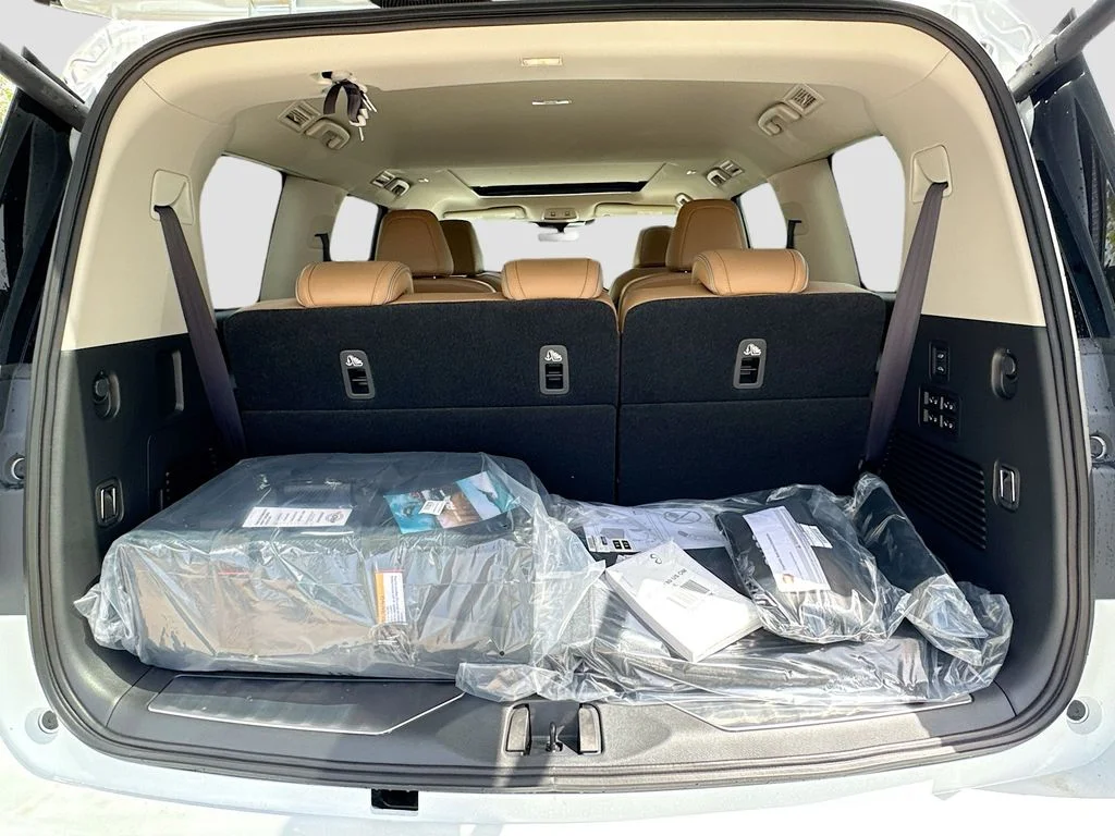 New 2027 RADIANT WHITE INFINITI Luxe 4WD image 27