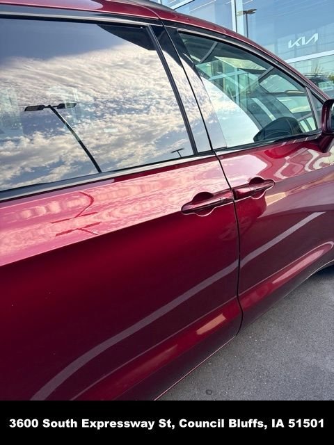 Used 2020 Red Chrysler Launch Edition image 17