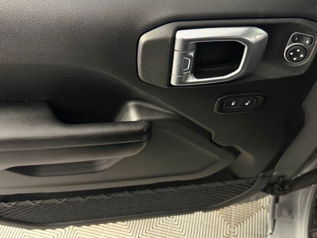 Used 2021 Gray Clearcoat Jeep Unlimited Sport S image 22