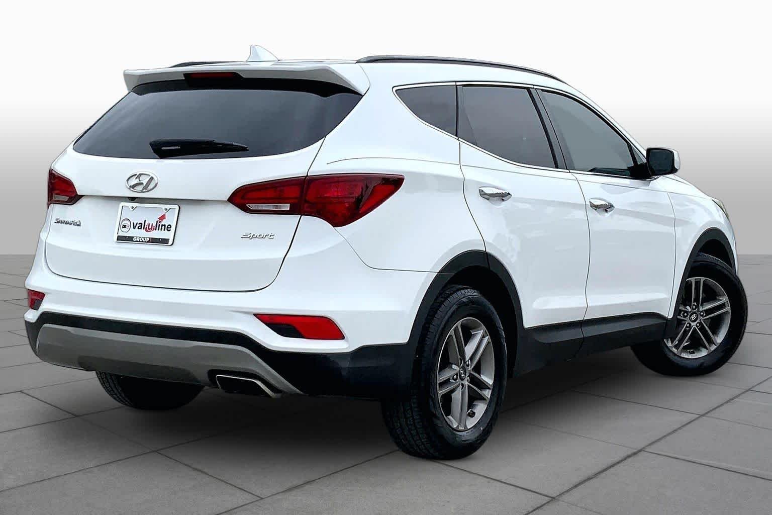 Used 2017 Frost White Pearl Hyundai 2.4L image 13