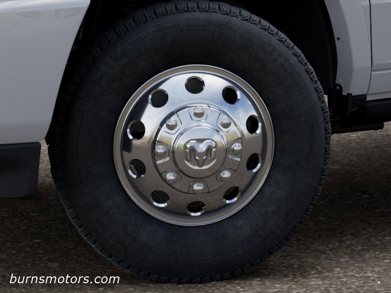 New 2026 Bright White Clear-Coat Exterior Paint RAM Longhorn Dually image 8