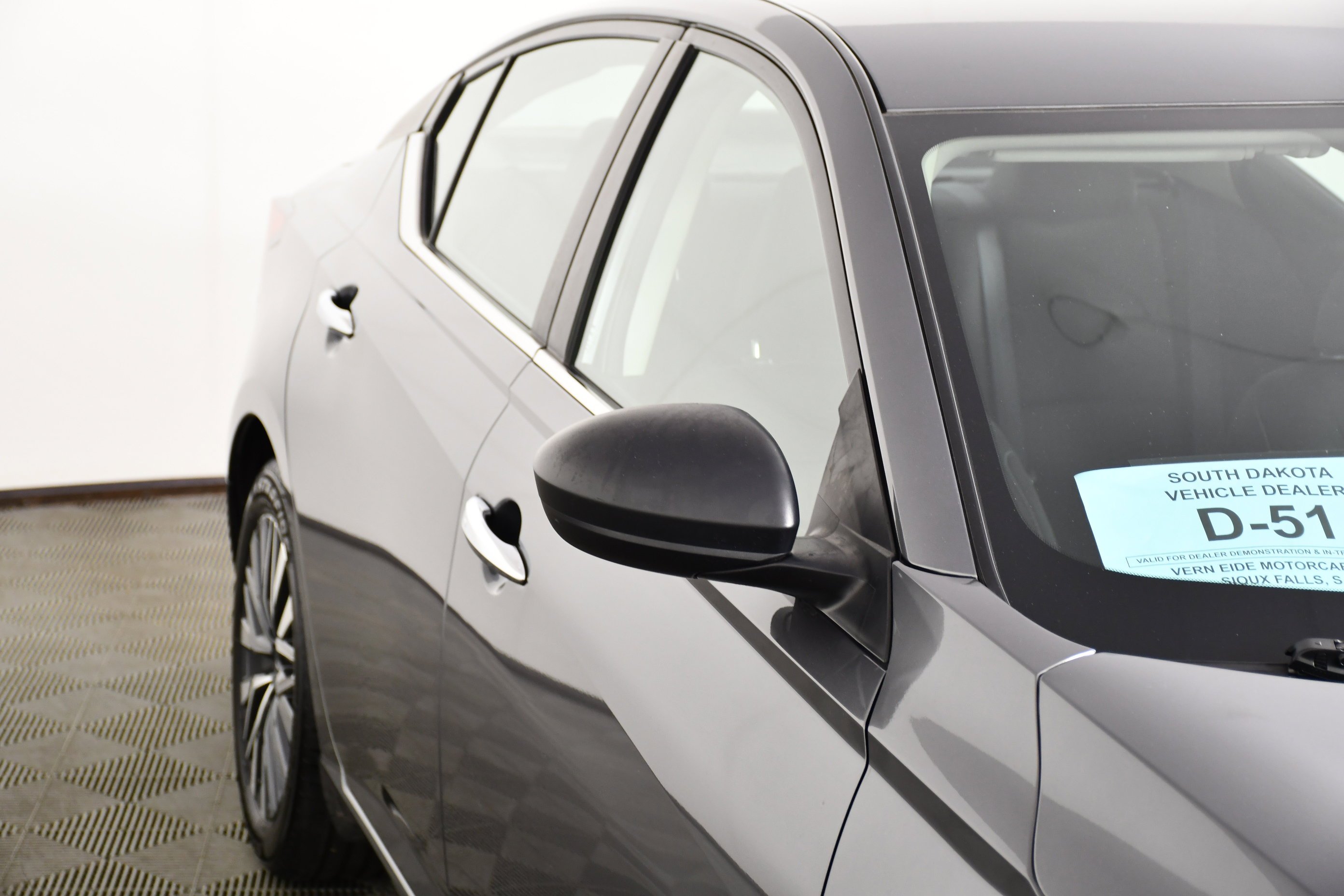 Used 2024 Gun Metallic Nissan 2.5 SV image 14
