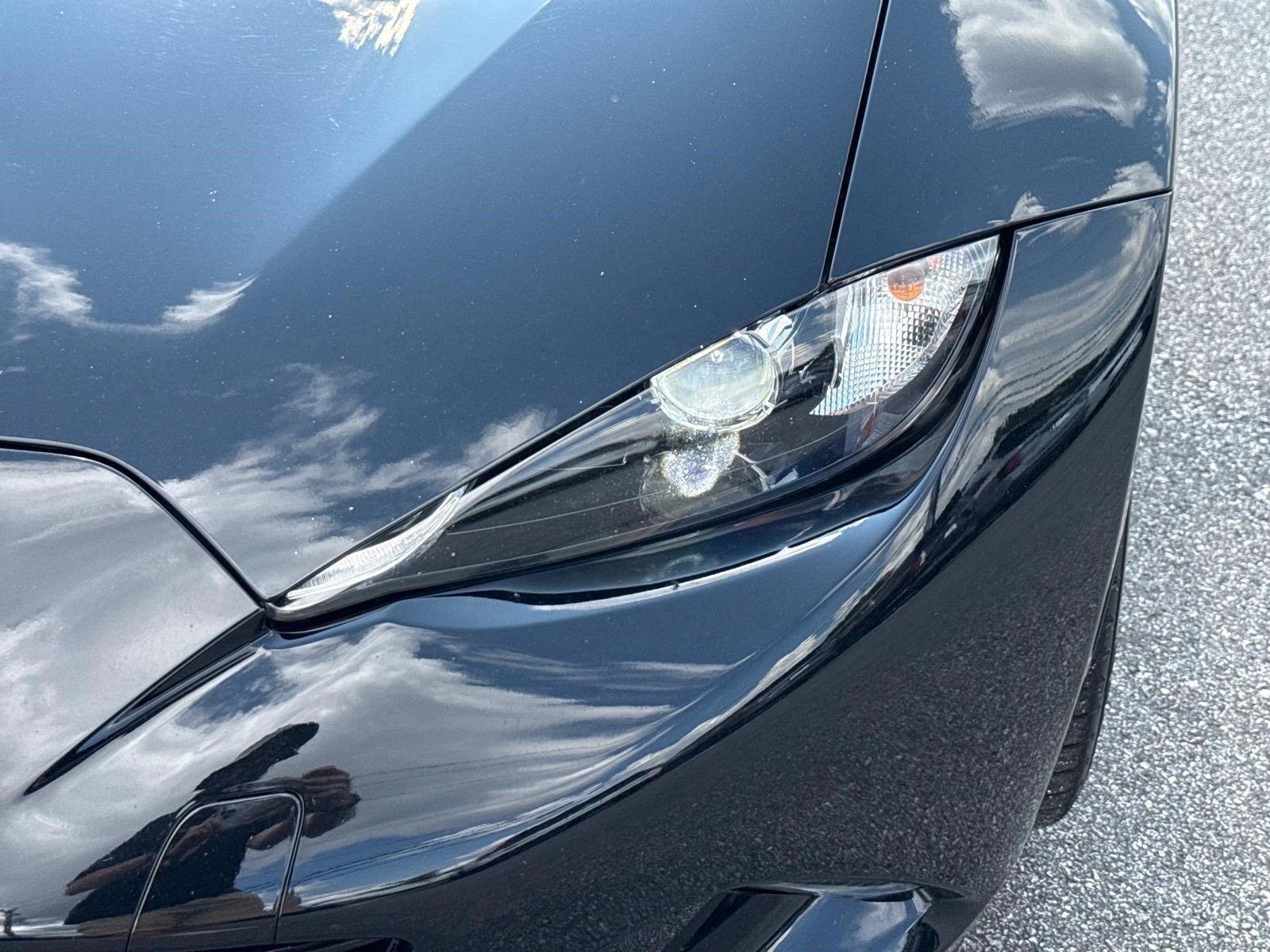 Used 2022 Jet Black Mica Mazda Grand Touring image 11