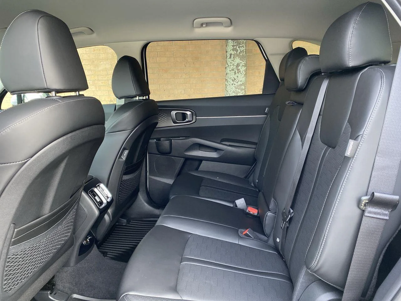 2026 Kia Sorento S - Photo 18