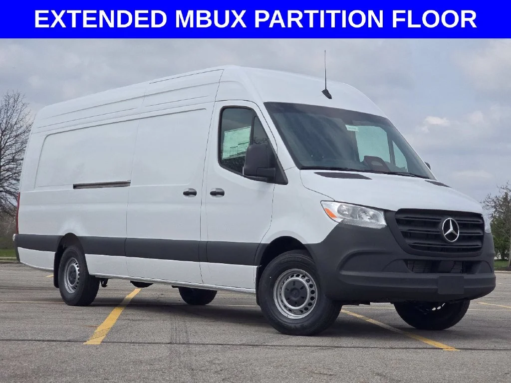 New 2026 Arctic White Mercedes-Benz Cargo 170 WB image 2