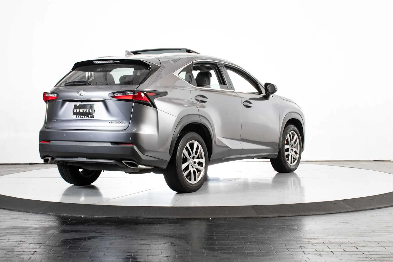 Used 2016 Nebula Gray Pearl Lexus  image 7