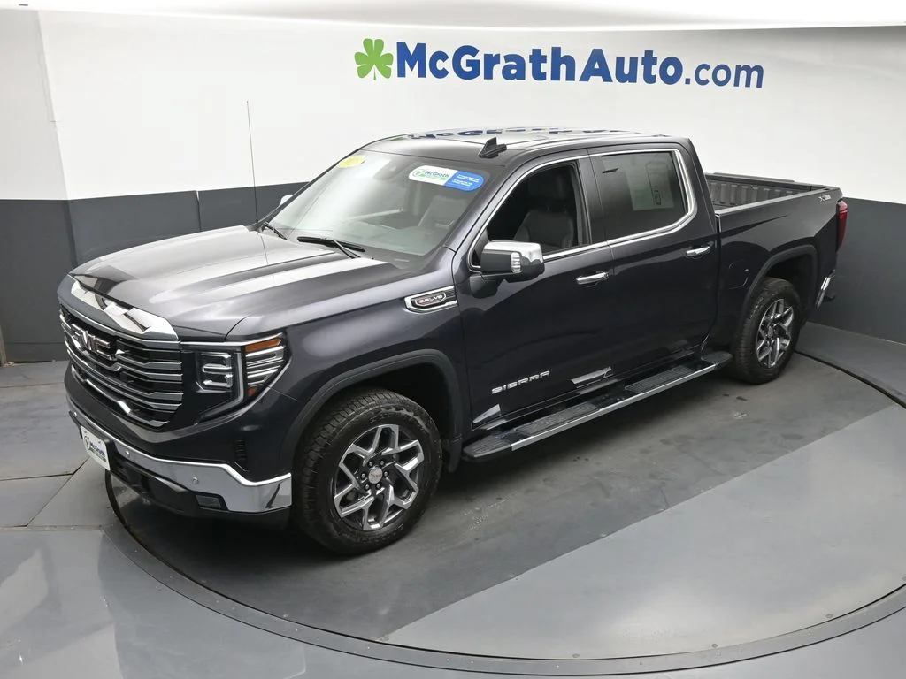 Certified Used 2025 Silver GMC SLT image 22