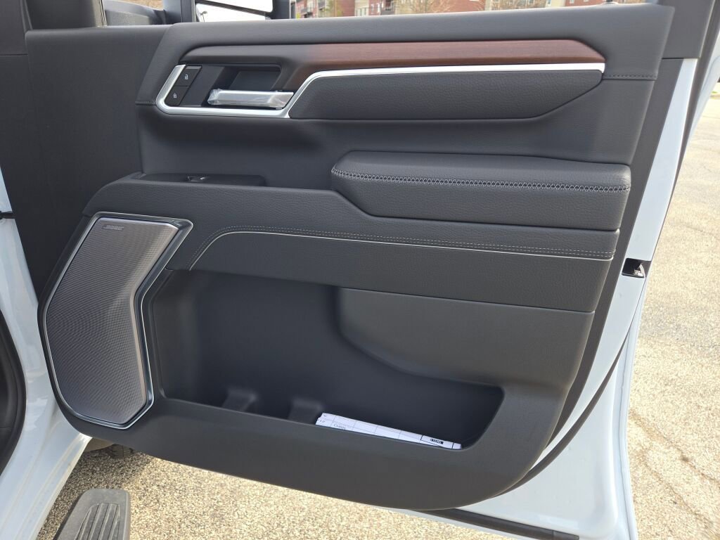New 2026 Glacier White Tricoat GMC Denali image 7