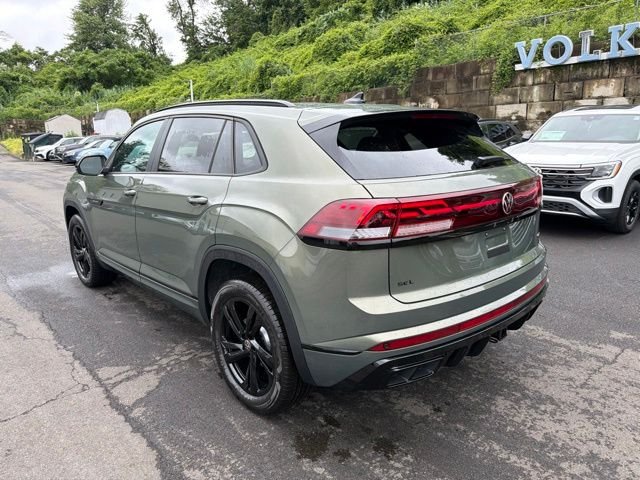 New 2026 Green Volkswagen SEL R-Line Black image 7