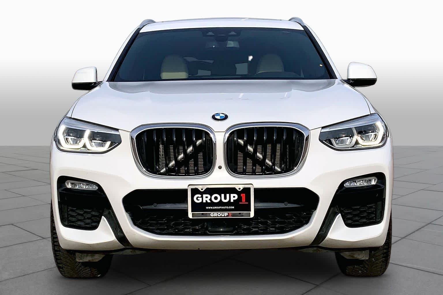 Used 2019 Alpine White BMW sDrive30i image 4