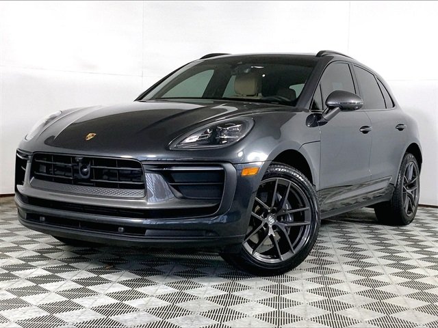 2023 Porsche Macan T