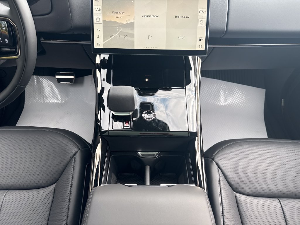 New 2027 Varesine Blue Land Rover Dynamic SE image 22