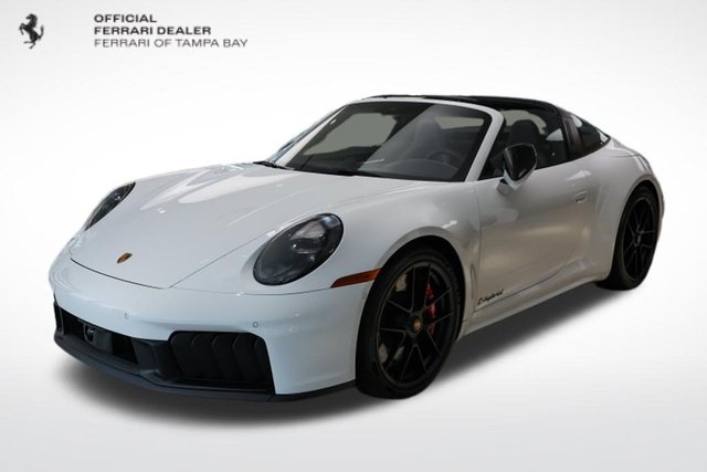 2026 Porsche 911 4 GTS Targa