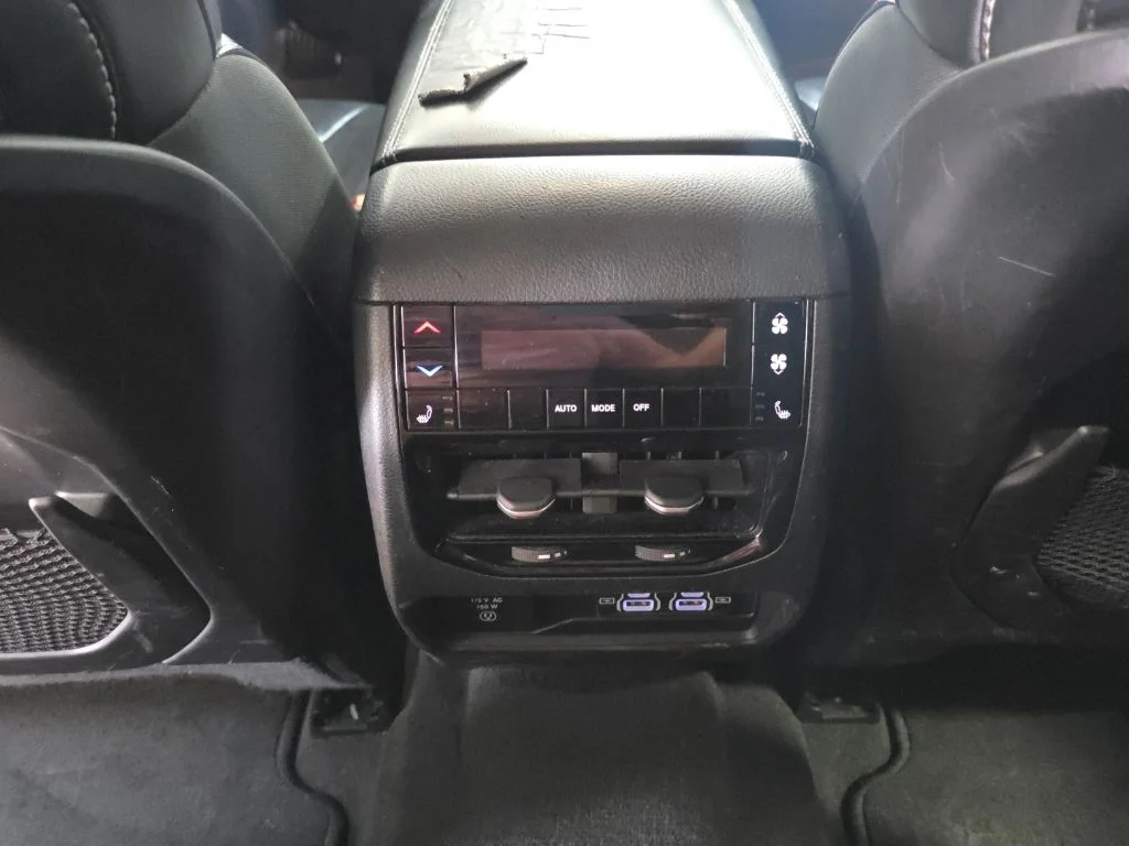 Used 2021 Silver Zynith Jeep Limited image 14