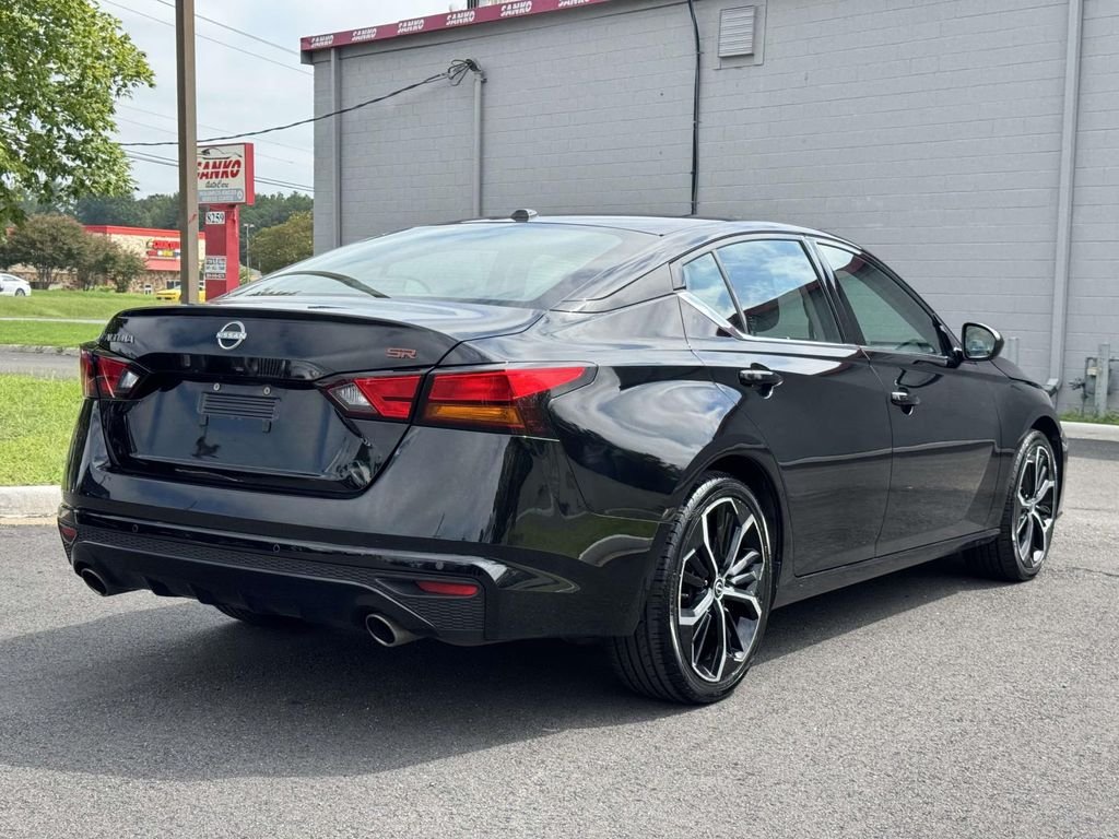 Used 2024 Black Nissan 2.5 SR image 20