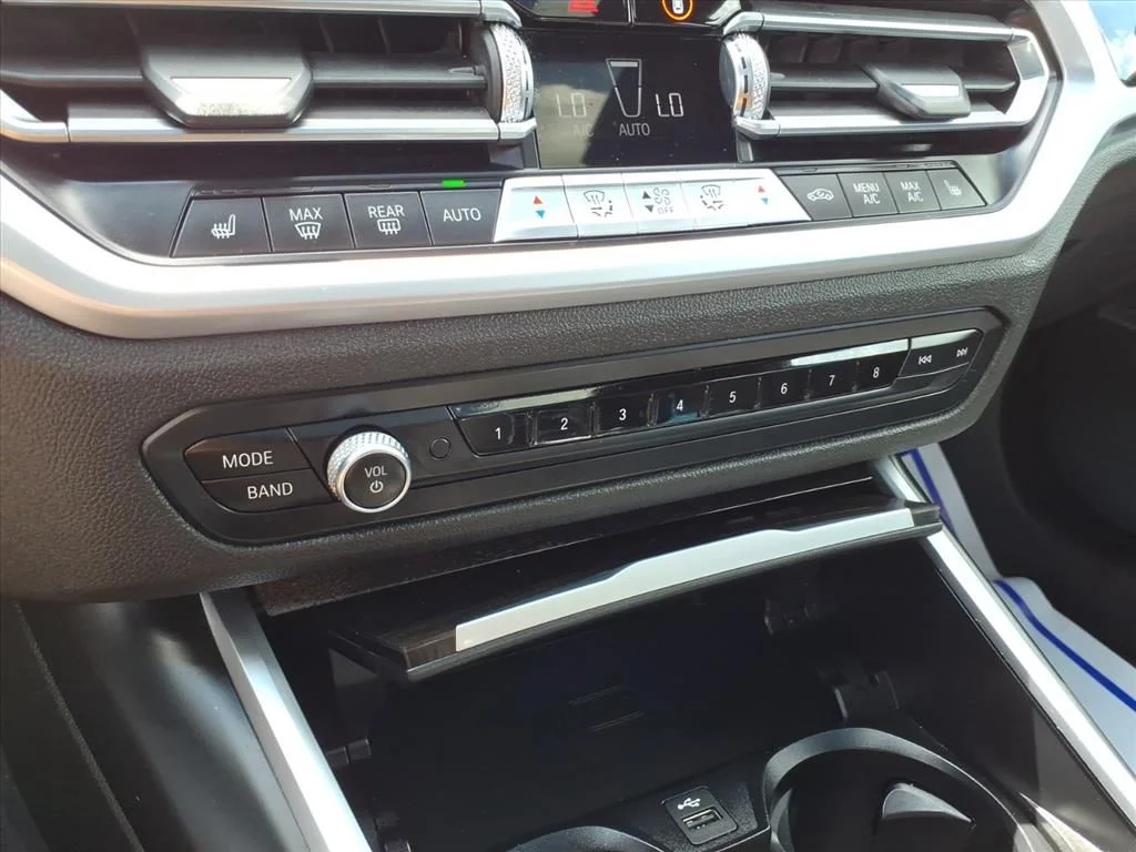 Used 2019 Alpine White BMW 330i xDrive image 24