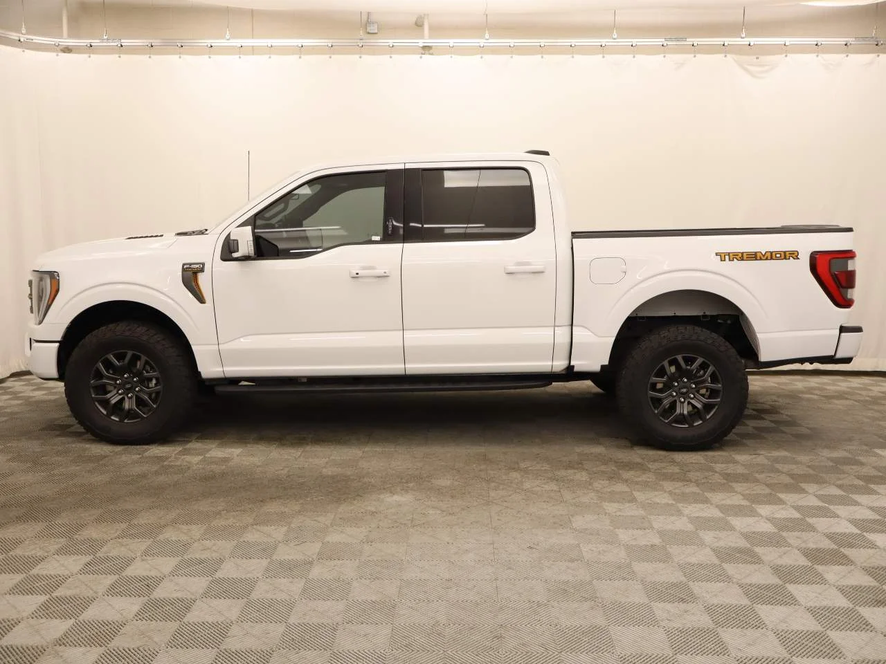 Certified Used 2023 Oxford White Ford Tremor Crew Cab image 2