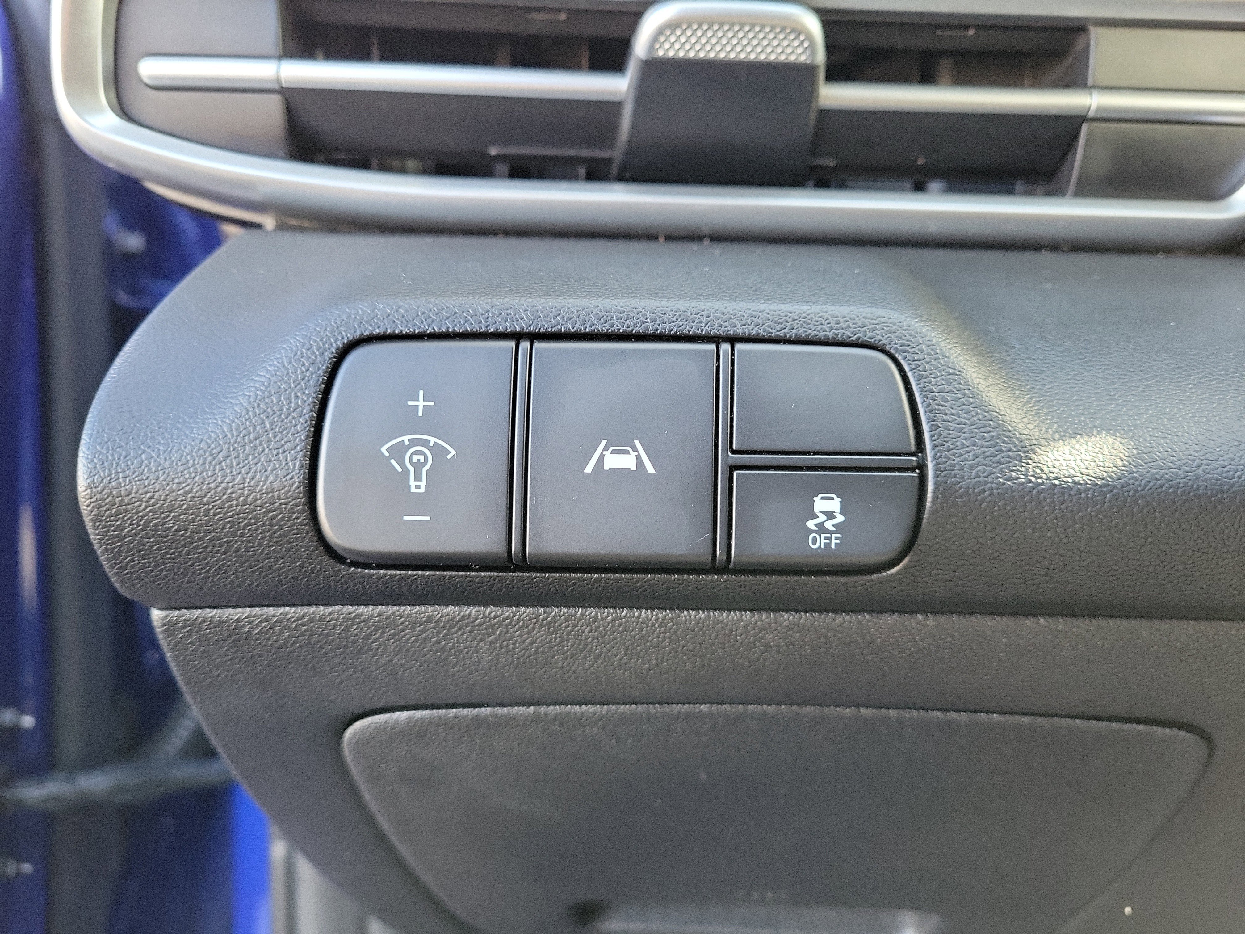 Used 2023 Intense Blue Hyundai SEL image 20