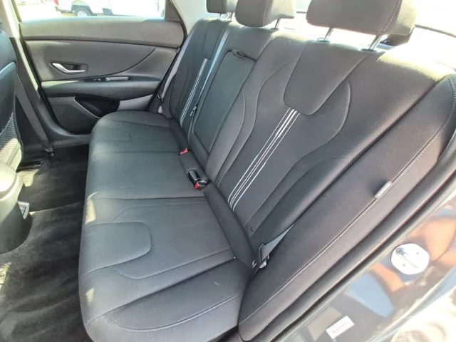 Used 2025 Gray Hyundai SEL Convenience image 29