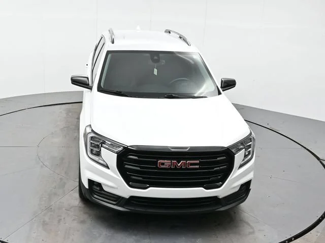 Used 2023 SUMMIT WHITE GMC SLT image 35