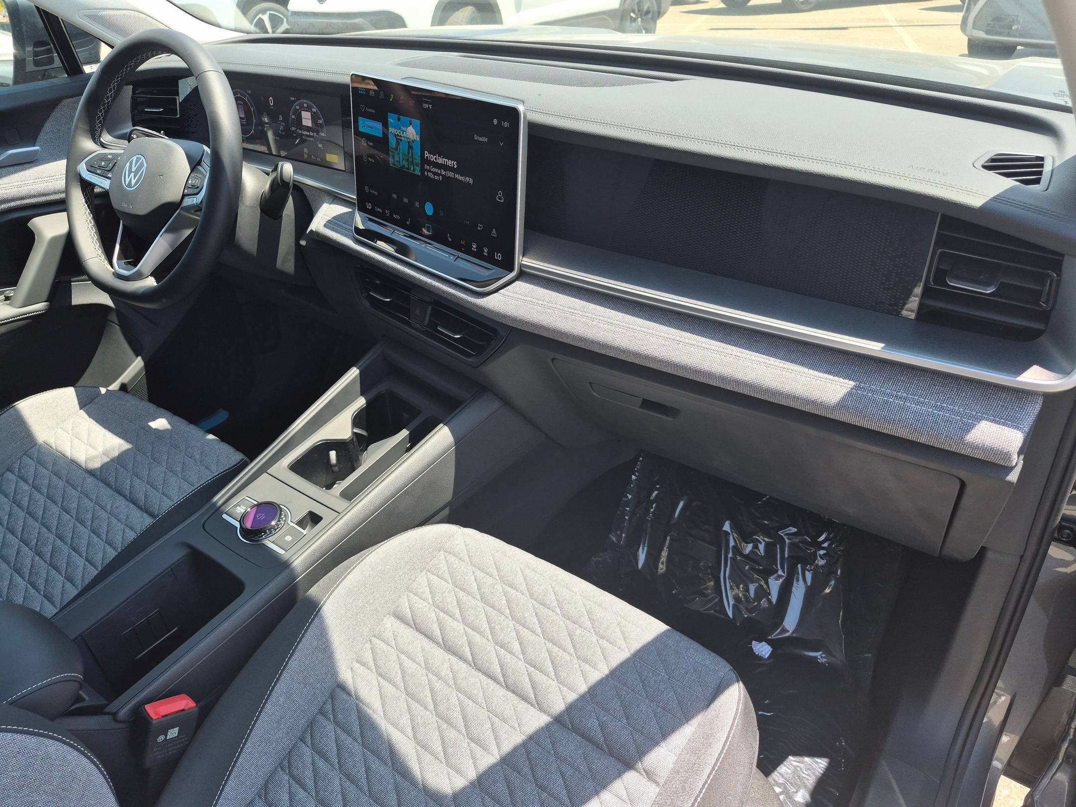 New 2026 Platinum Gray Metallic Volkswagen S image 29